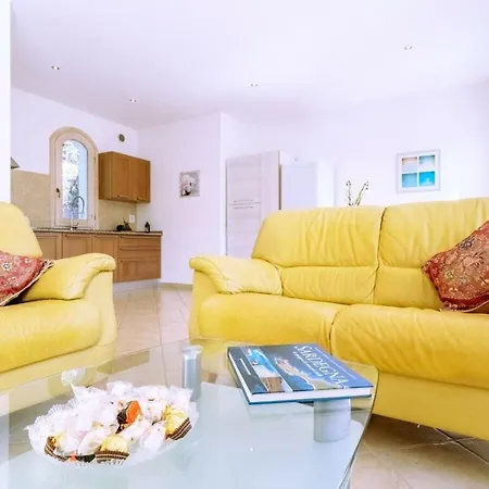 Ami Comfortable Holiday Torre delle Stelle